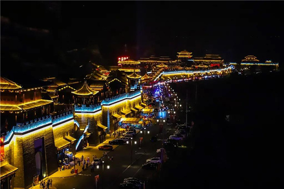 三國(guó)印巷集文化、休閑、飲食、娛樂(lè)、旅游等于一體。云陽(yáng)縣委宣傳部供圖 華龍網(wǎng)發(fā)